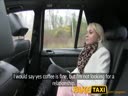 Screenshot for Пухлая жопастая блондинка трахнулась с таксистом на заднем сидении