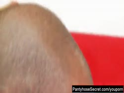 Screenshot for Девочка с большими сиськами устраивает разврат в колготках